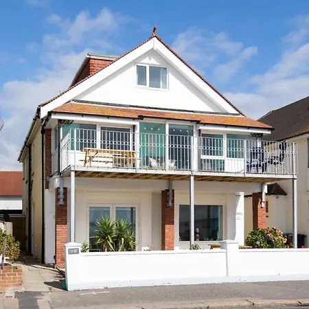 Absolute Beachfront With Decked Garden Oasis And Views Bognor Regis Exterior photo